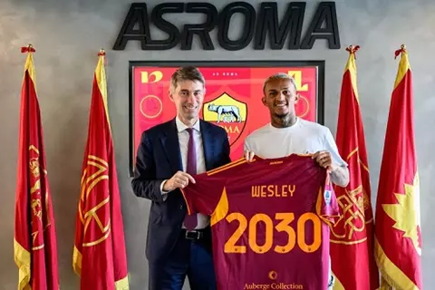 الصفقة الرابعة.. ويسلي إلى روما